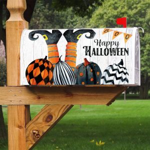 Halloween pumpkin boots decorate the mailbox cover